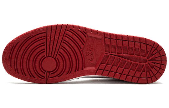 AIR JORDAN 1 RETRO HIGH OG METALLIC RED