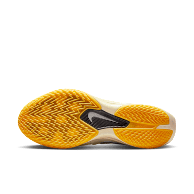 NİKE G.T. CUT 3 TURBO COCONUT MILK