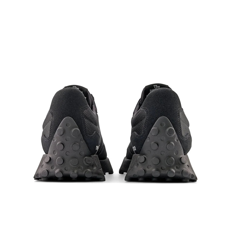 NEW BALANCE 327 TRIPLE BLACK