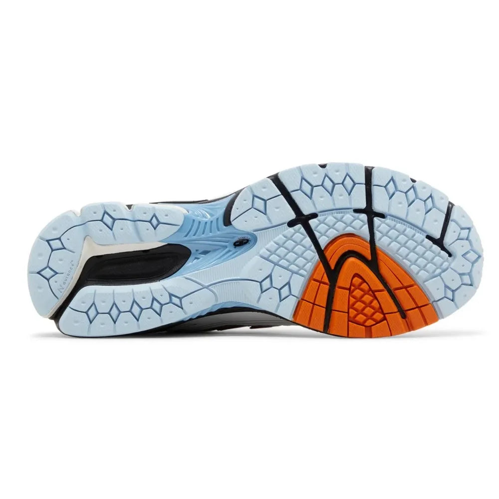 NEW BALANCE 1906R WHITE BLACK COPPER