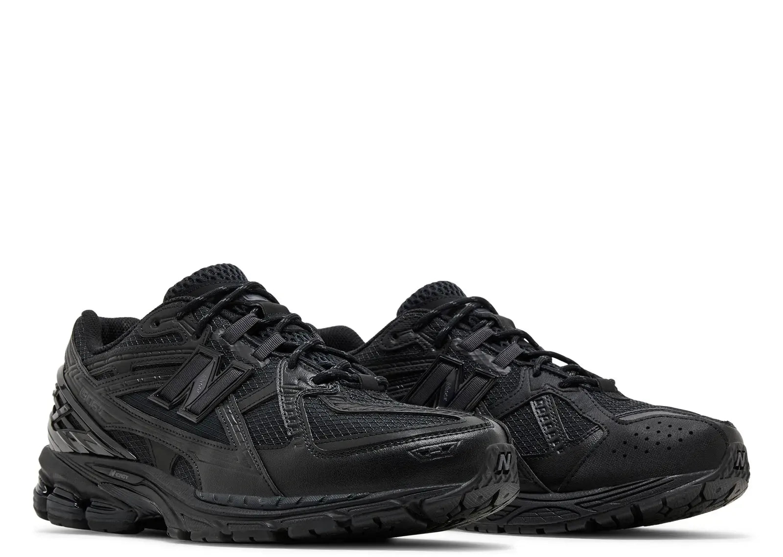 NEW BALANCE 1906U TRIPLE BLACK