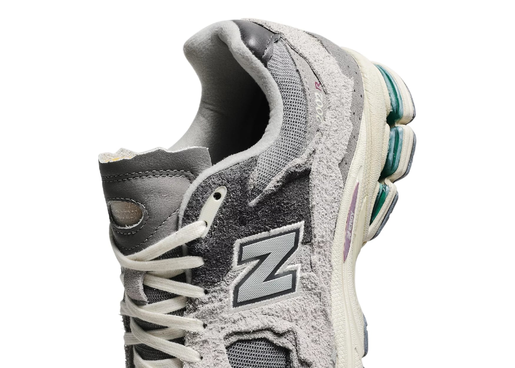 NEW BALANCE 2002R PROTECTION PACK RAIN CLOUD