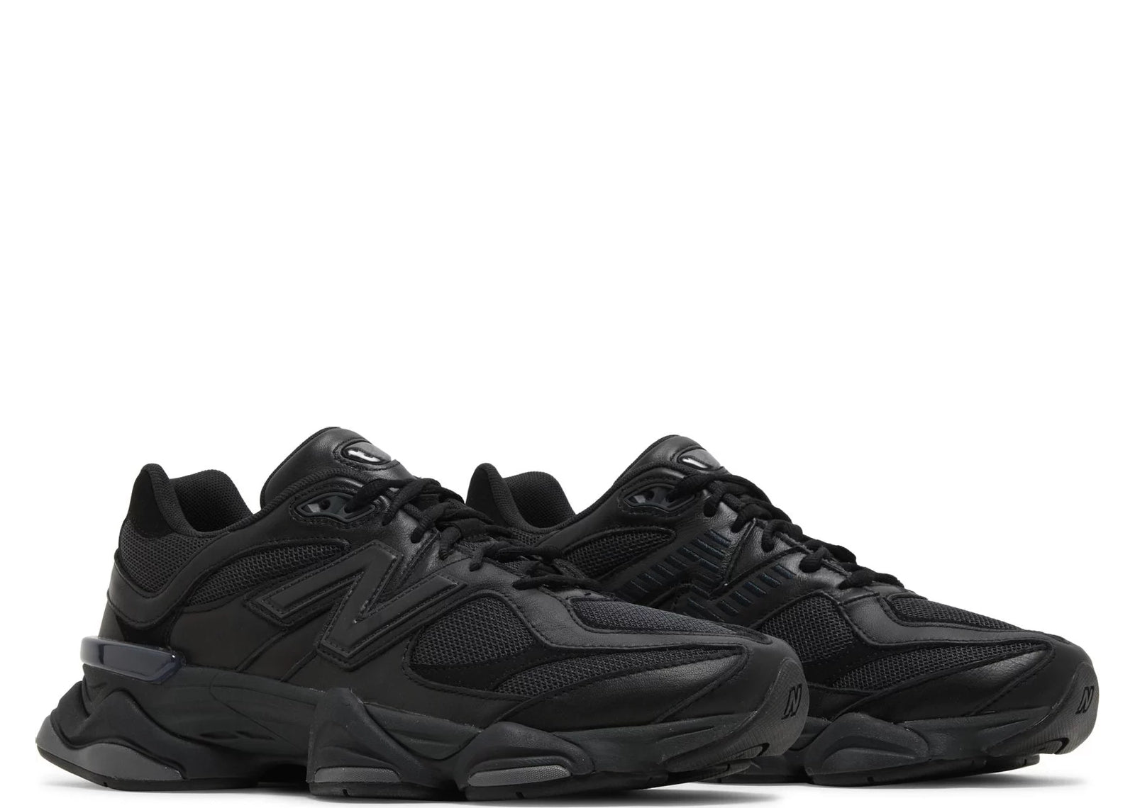 NEW BALANCE 9060 TRIPLE BLACK LEATHER