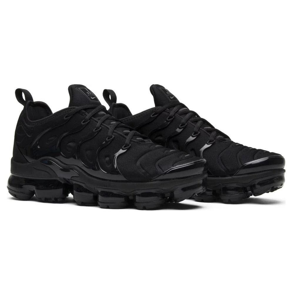 NİKE AIR VAPORMAX PLUS TRIPLE BLACK
