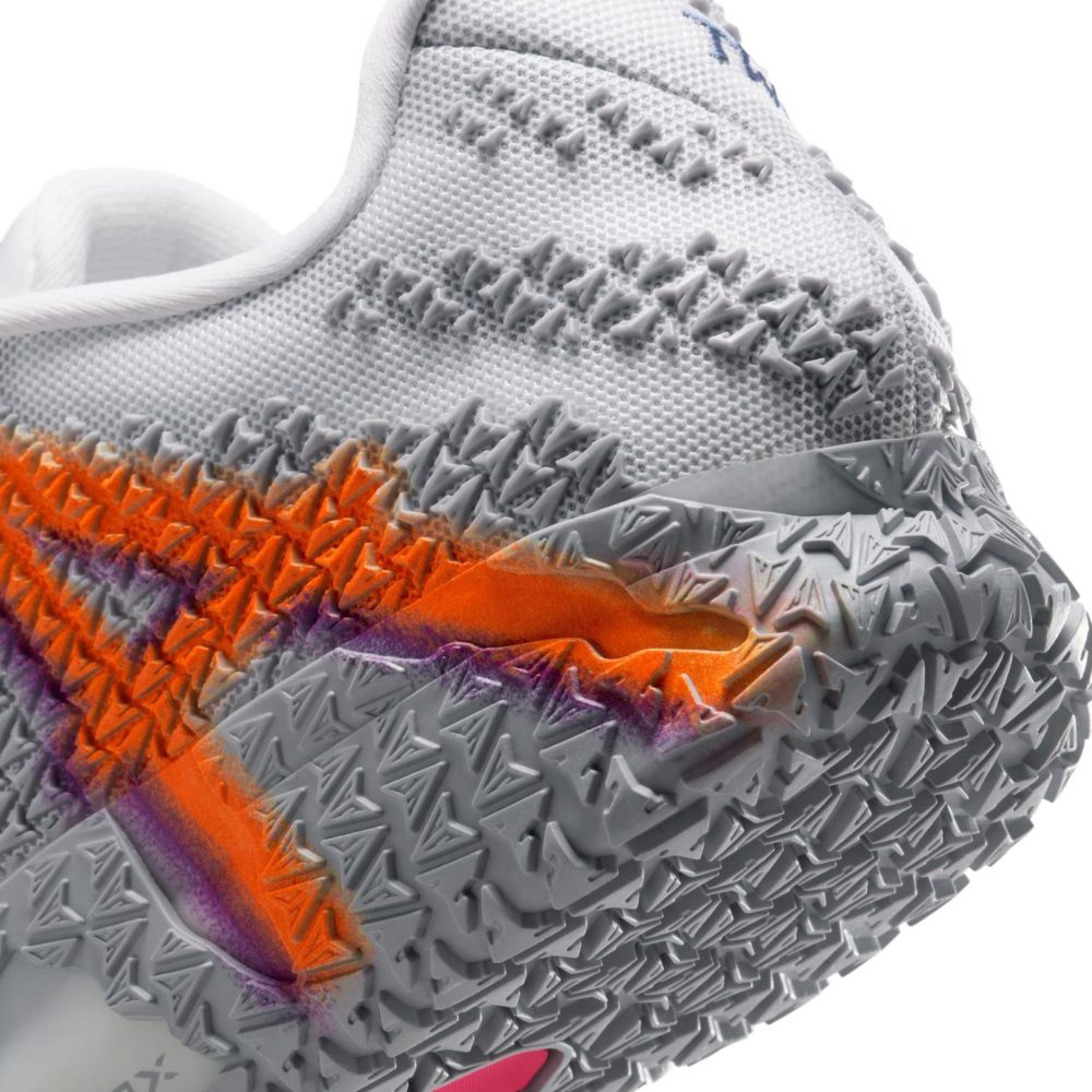 NİKE JA 3 LIGHT SHOW