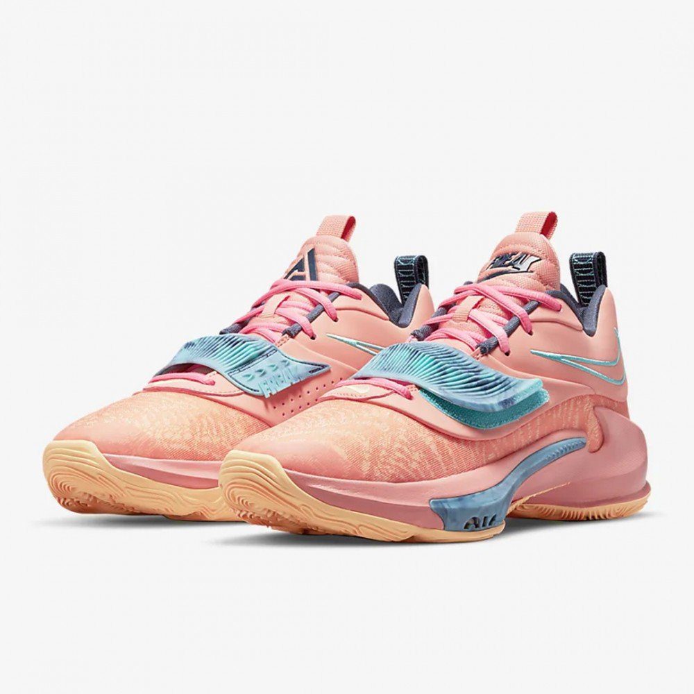 ZOOM FREAK 3 CRIMSON