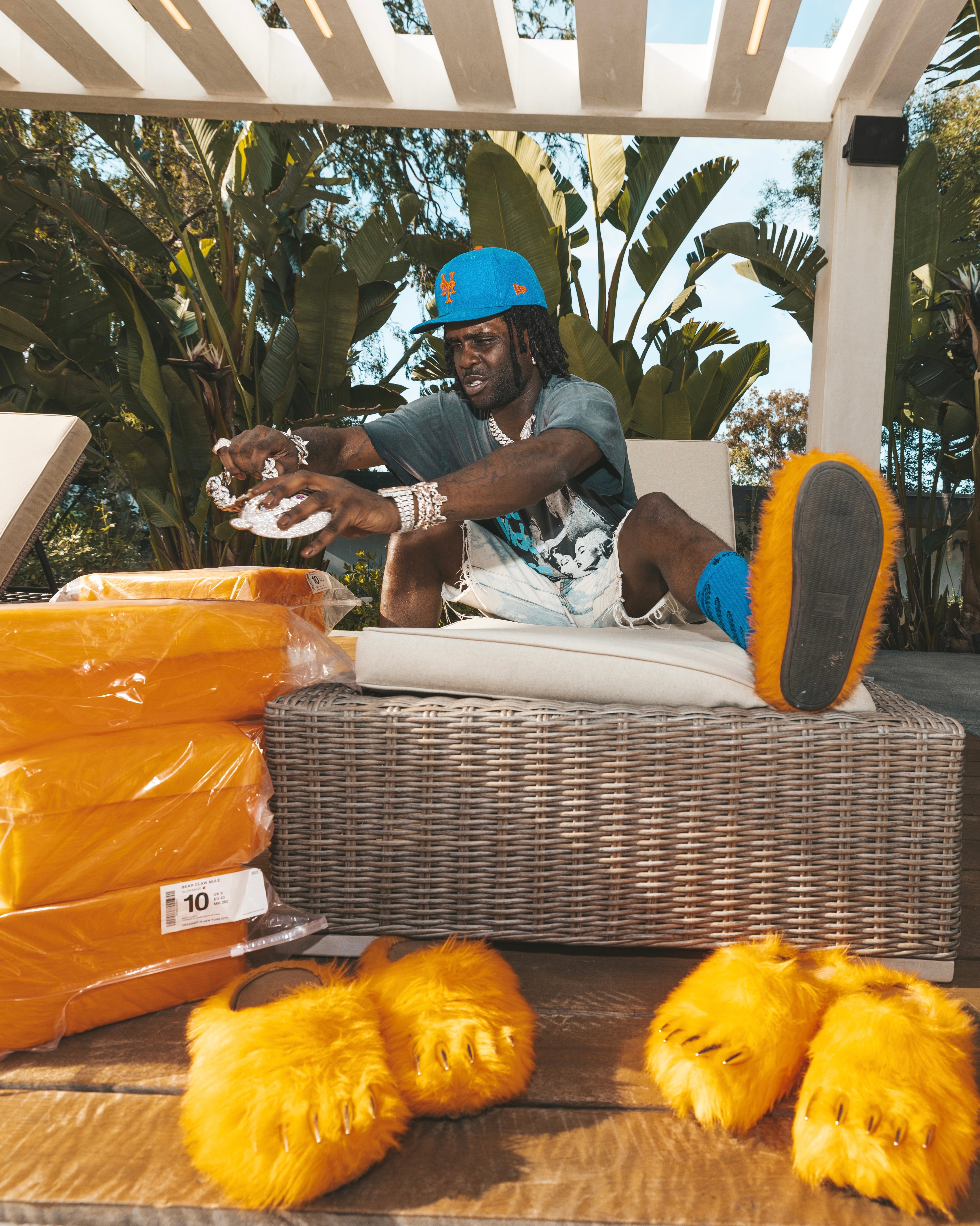 GLORANGE BEAR CLAW MULES (ORANGE)