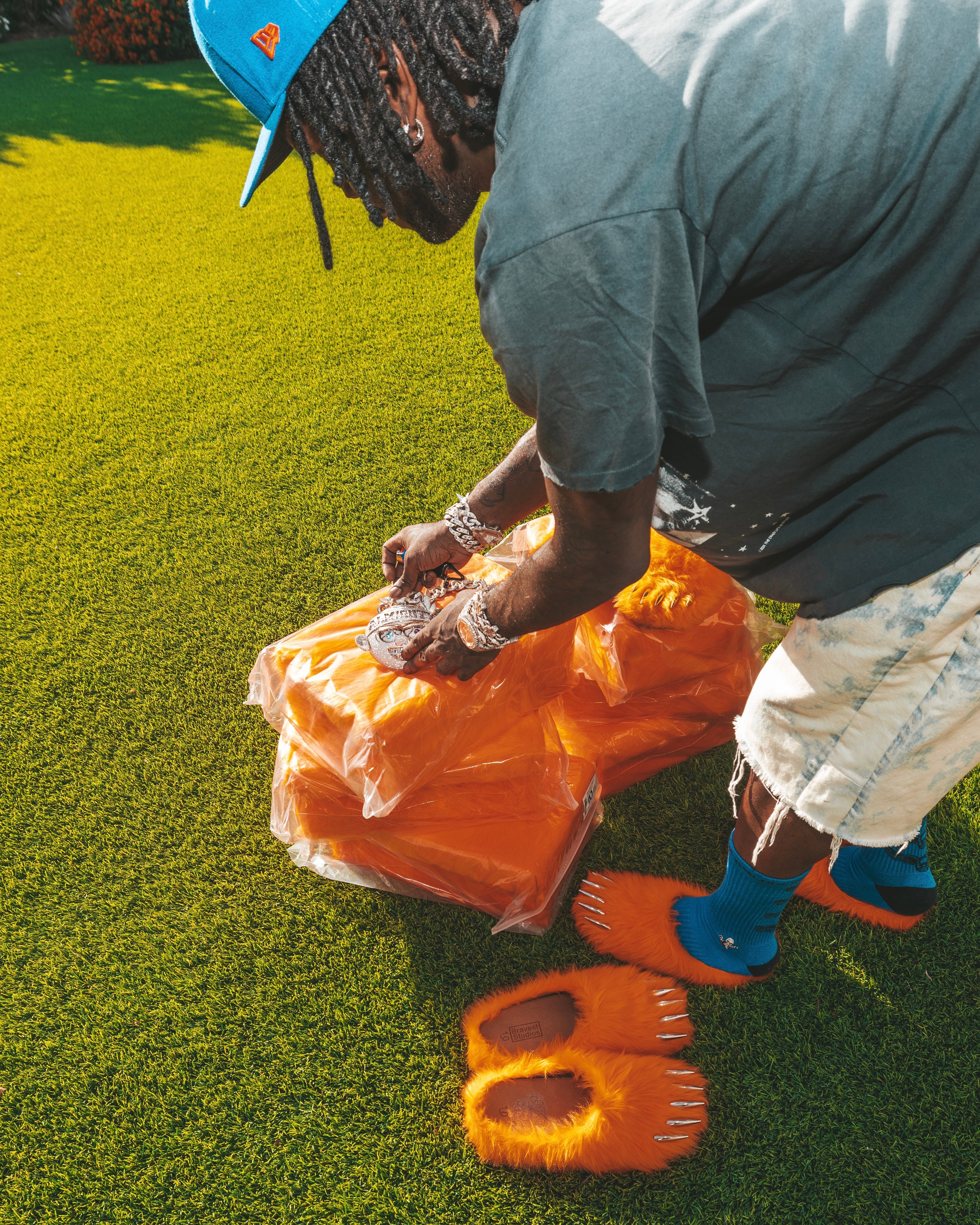 GLORANGE BEAR CLAW MULES (ORANGE)