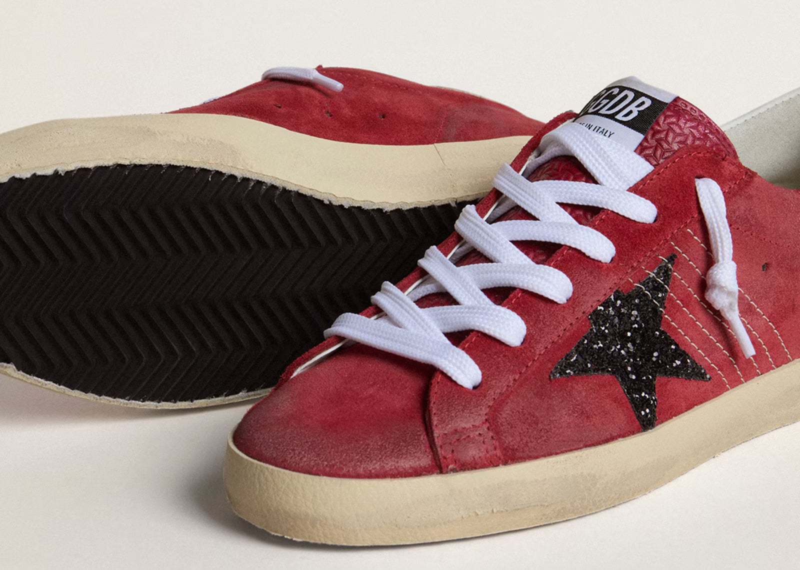 GOLDEN GOOSE SUPER STAR RED SUEDE WITH GLITTER STAR (W)