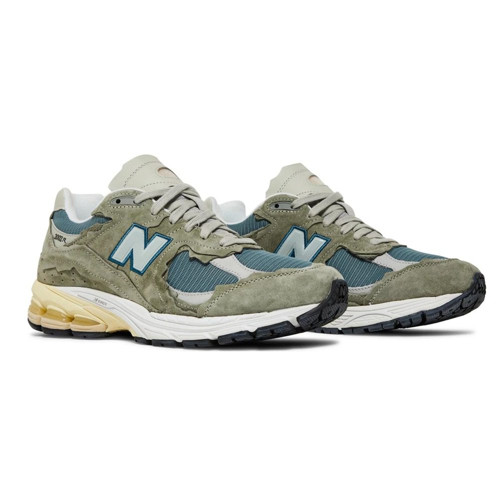 NEW BALANCE 2002R PROTECTION PACK MIRAGE GREY