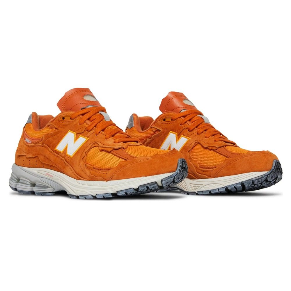 NEW BALANCE 2002R PROTECTION PACK VINTAGE ORANGE