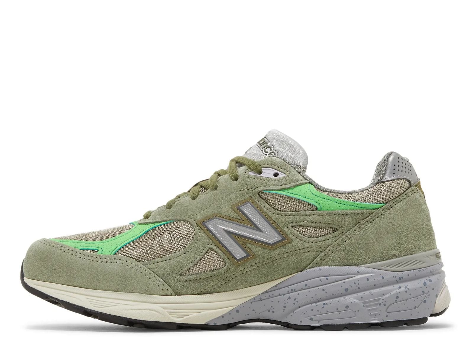 NEW BALANCE 990V3 MIUSA PATTA KEEP YOUR FAMILY CLOSE