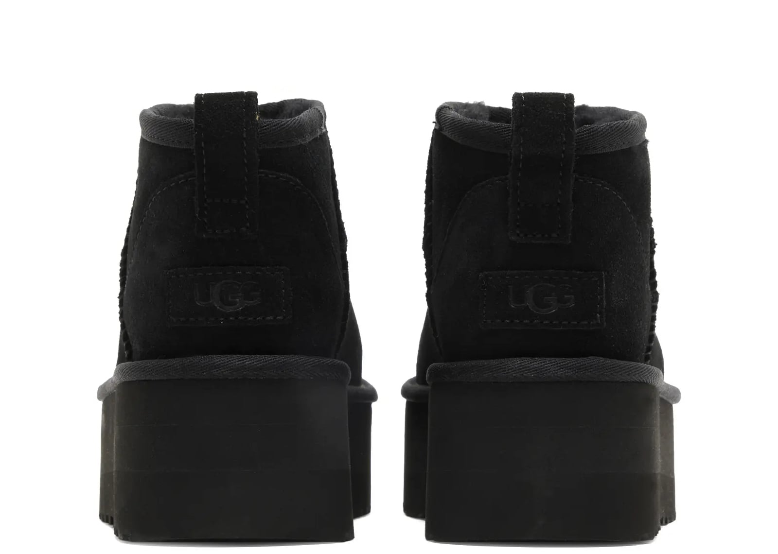 UGG CLASSIC ULTRA MINI PLATFORM BOOT BLACK (W)