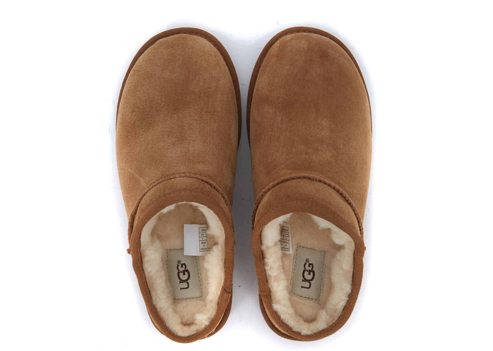 UGG CLASSIC SLIPPER CHESTNUT